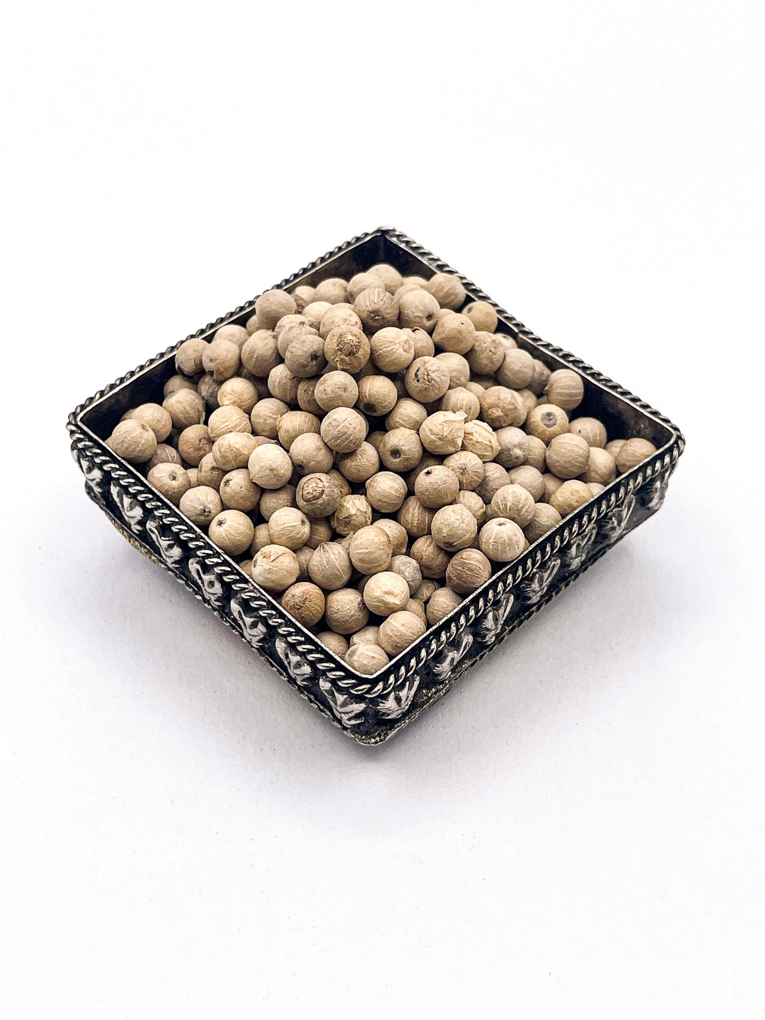 White Sarawak Peppercorns